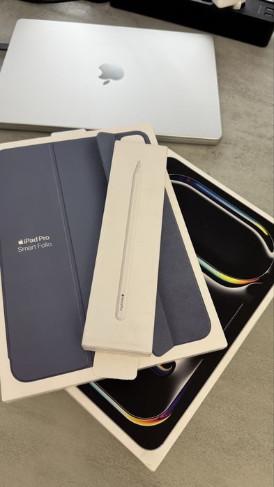 Продам iPad Pro 11 2025 M5 256 + Apple Pencil Pro + iPad Case