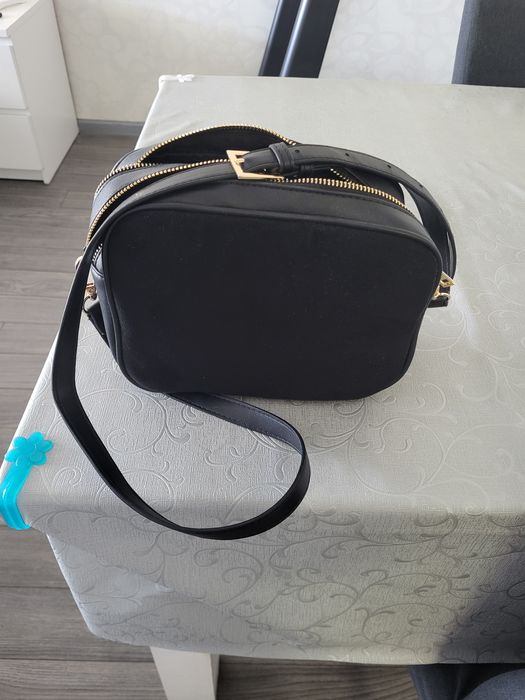 Дамска чанта Reserved