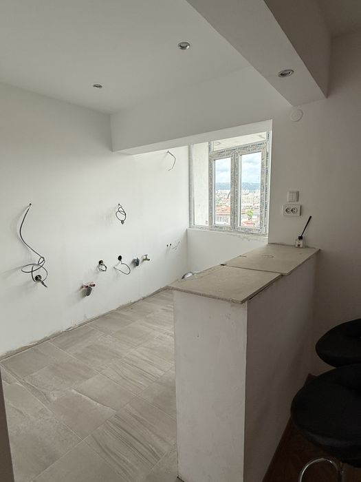 Продава се Четиристаен апартамент в Шумен, Център - 80 кв.м за 1467 €/кв.м - Снимка #3