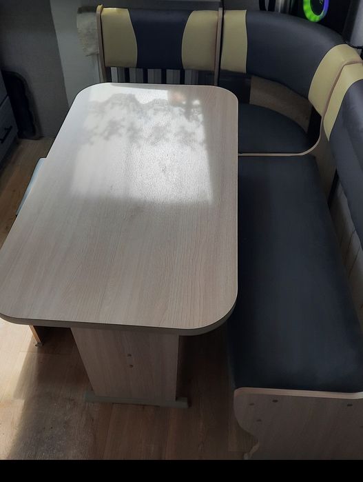 Продаю Кухонный уголок