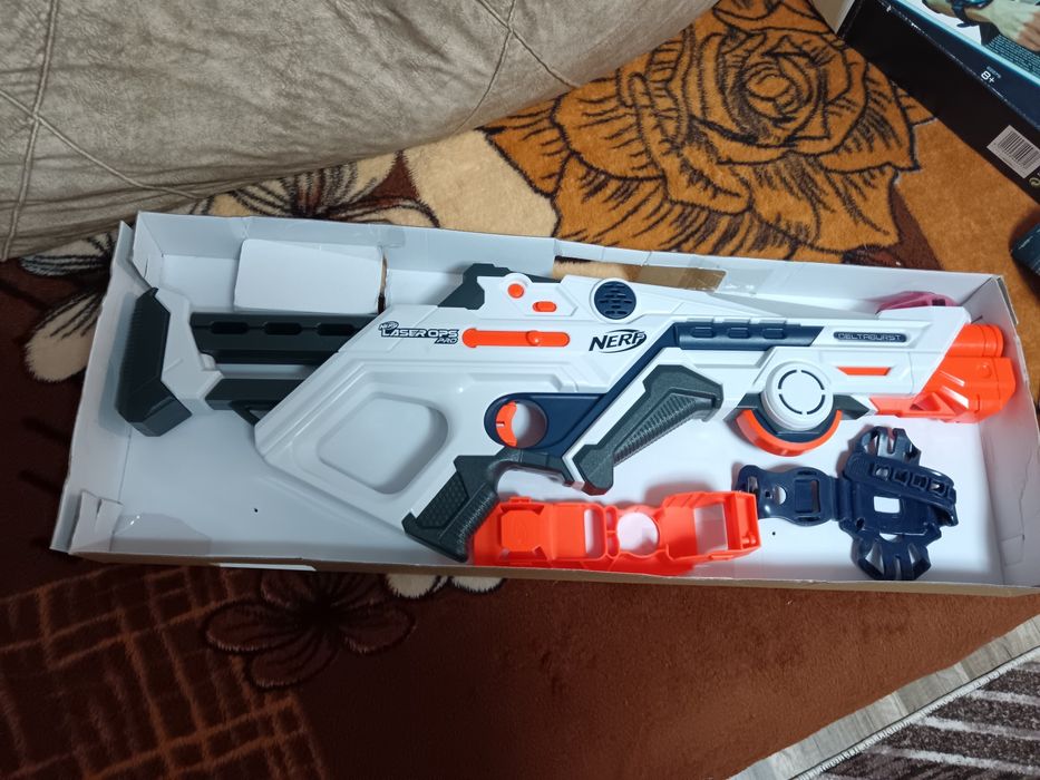 Pușca NERF aproape nouă 2 buc