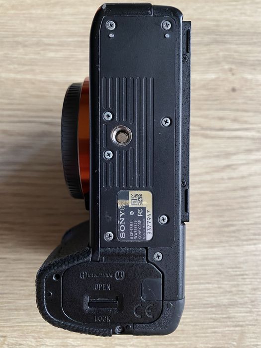 Sony A7S II + 64GB карта памет + 7 батерии