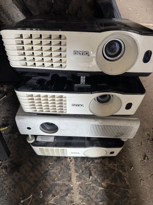 Продам проекторы