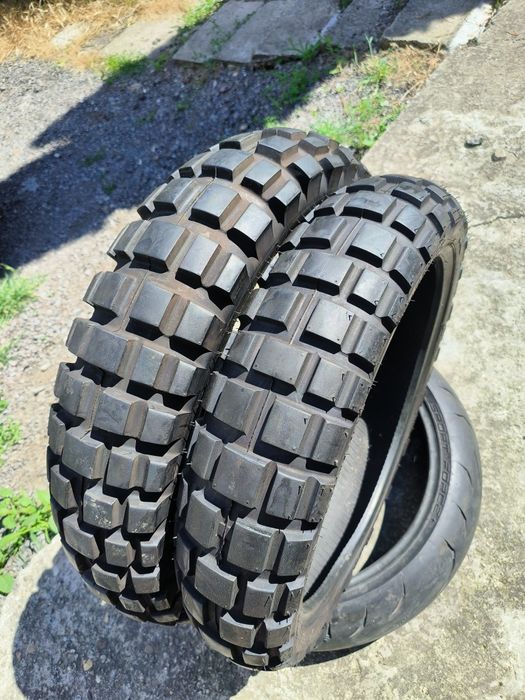 Continental TwinDuro
120/70/17 Dot 4124
Гумите са в доста добро с