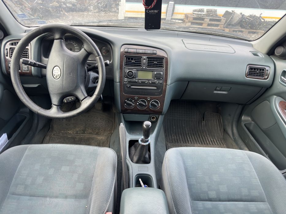 Тойота Авенсис Toyota Avensis 1.6vvti 110кс 2002г На части!
