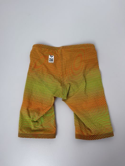 Costum Carbon ARENA pentru cadeti/juniori!