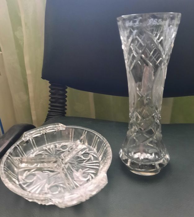 Ваза и чиния за ядки Кристални