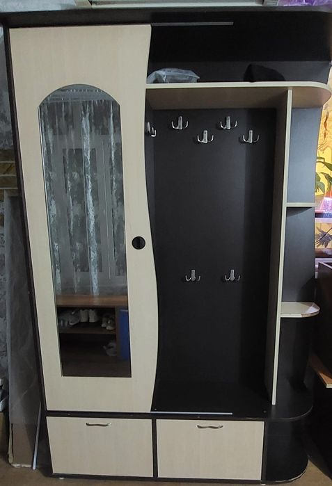 прихожая с зеркалом