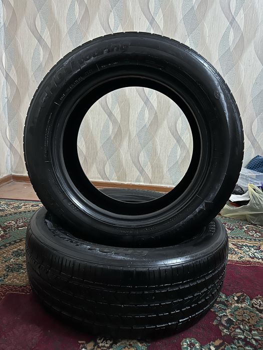 2 ШИНЫ  в отличном состоянии.