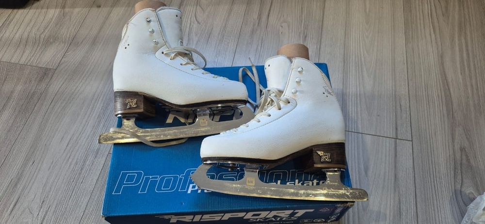 Продам коньки RISPORT