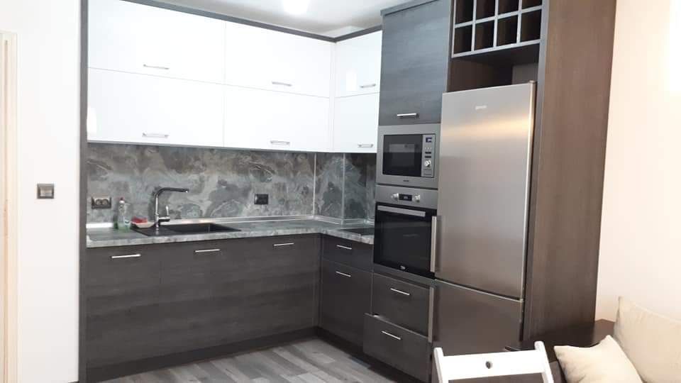 Дава се под наем Двустаен апартамент в Варна, Спортна зала - 57 кв.м за 433.5 € - Снимка #1