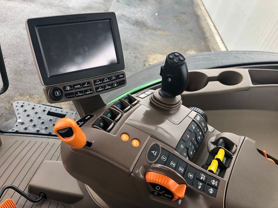 Vand John Deere 7230