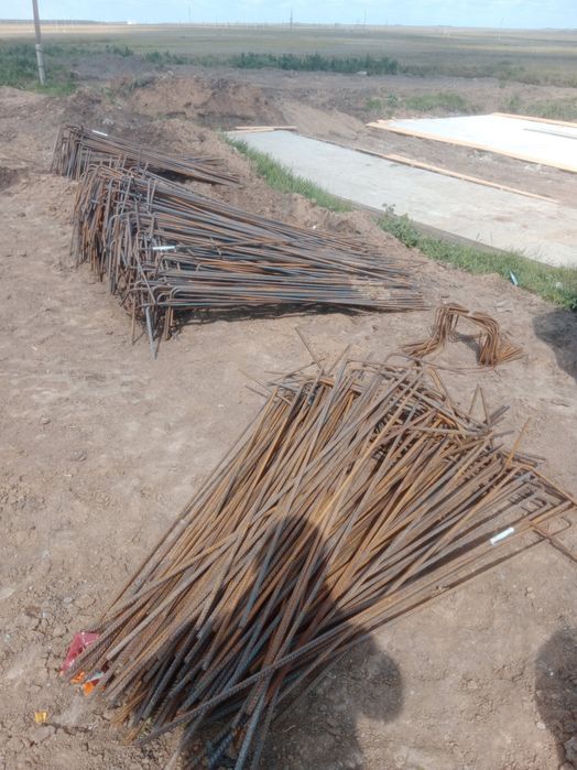 Бетонные работы, арматурщики.