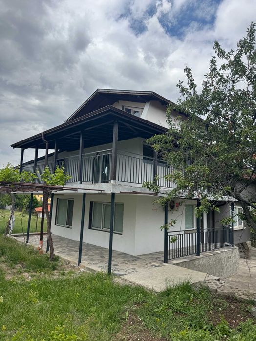 Продава се Къща в с. Драговищица, Област София-област - 383 кв.м за 940 €/кв.м - Снимка #7