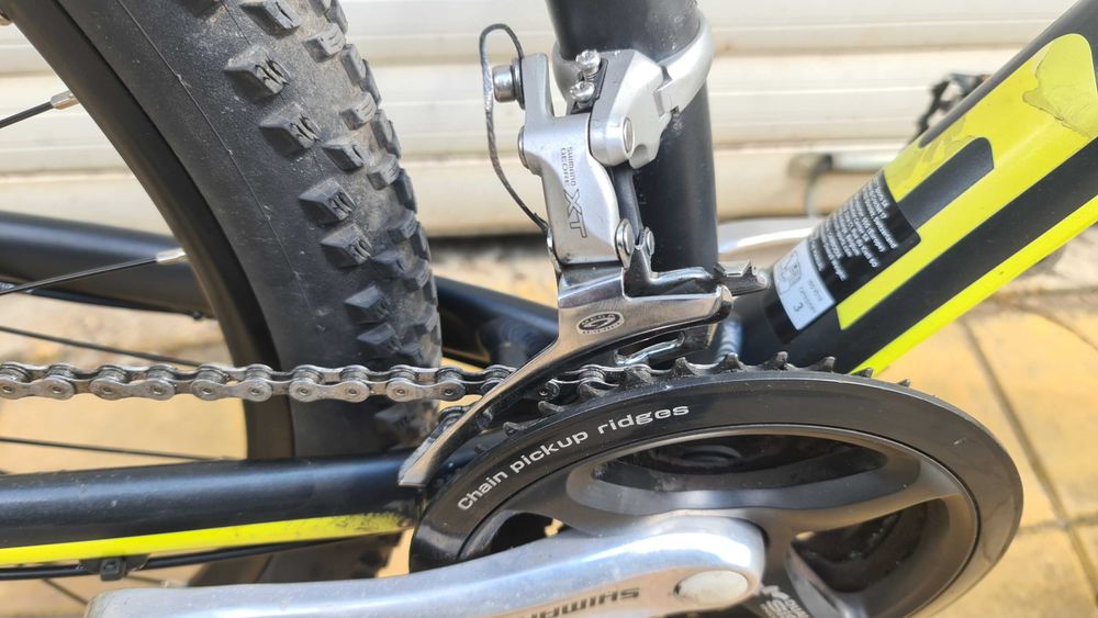 Алуминиев планински dirt jump Scott Aspect 27,5" цола инча с Shimano XT и вилка Manitou Black