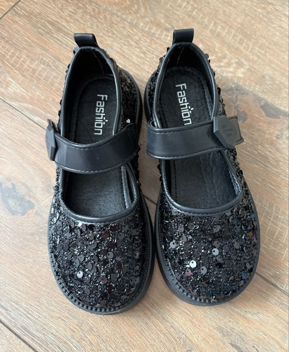 Туфли новые 34 размера