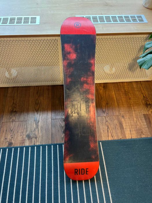 Placa Snowboard Ride Lowride 110 cm + legaturi Nitro charger