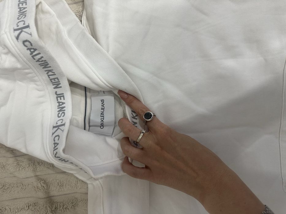 Худди Calvin Klein