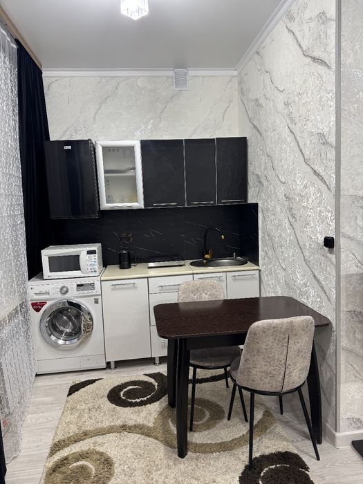 Сдам 1-ком квартиру.. Студия. "ЦЕНТР".