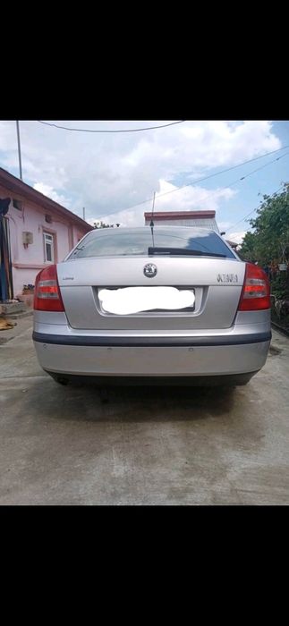 Vând Skoda  Octavia