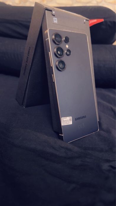Samsung S25 Ultra -512 G- stare perfecta - garantie