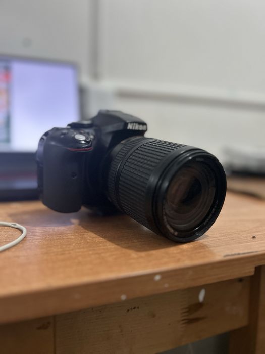 Nikon D5300 обьектив 24-140мм