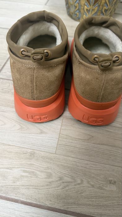Продам качественную обувь UGG