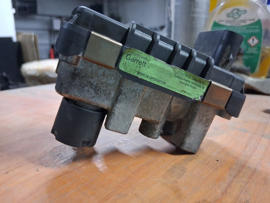 Актуатор турбо мерцедес е350,S350,cls350 w212,w221,w218