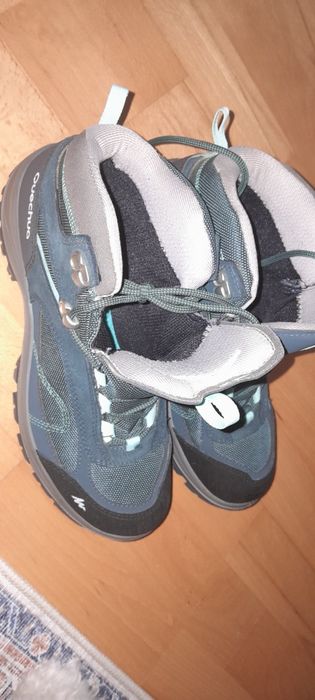 Ghete On cloud nu Columbia nu Quechua