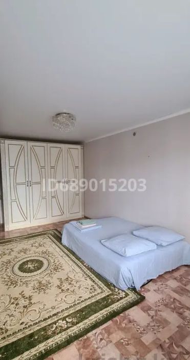 Сдается 1к.кв. 8мкр. посуточно и почасам.