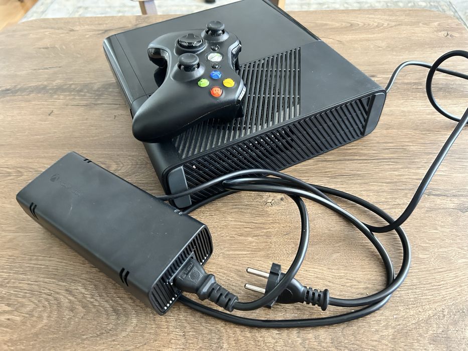 xbox 360 e console