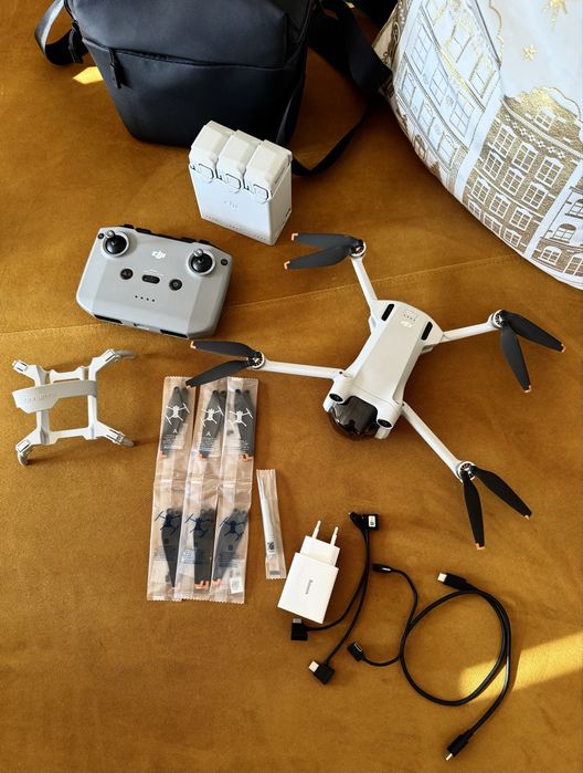 DJI Mini 3 – пълен комплект, отлично състояние