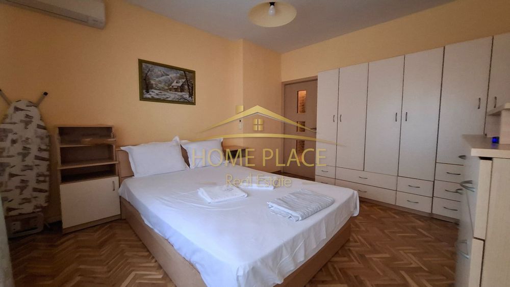 Дава се под наем Тристаен апартамент в Варна, Център - 110 кв.м за 612 € - Снимка #5