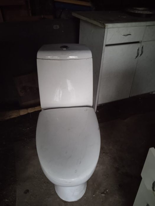 Унитаз,раковина