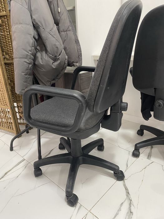 Продается кресло