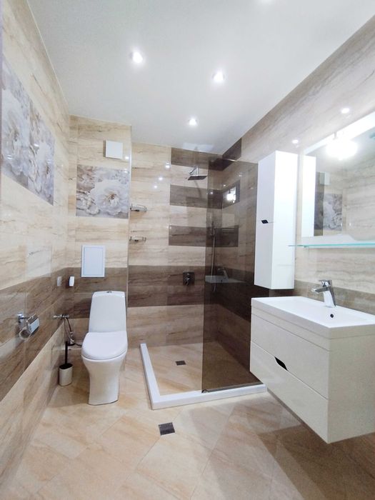 Дава се под наем Четиристаен апартамент в София, Бояна - 137 кв.м за 1300 € - Снимка #15