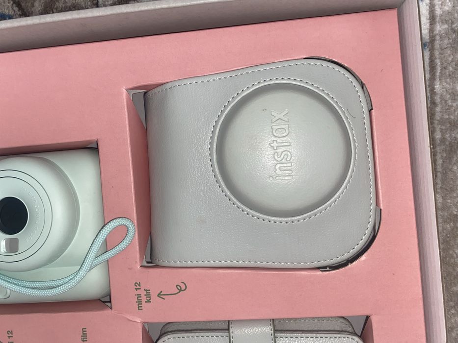 instax mini 12 camera