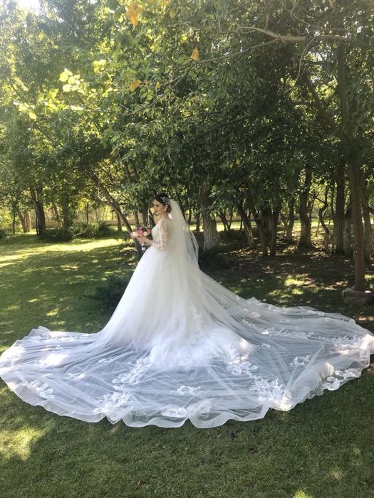 Свадебное платье