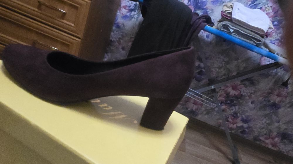 Продам бордо туфли