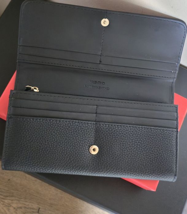 Valentino By Mario Valentino оригинално нова дамско портмоне
