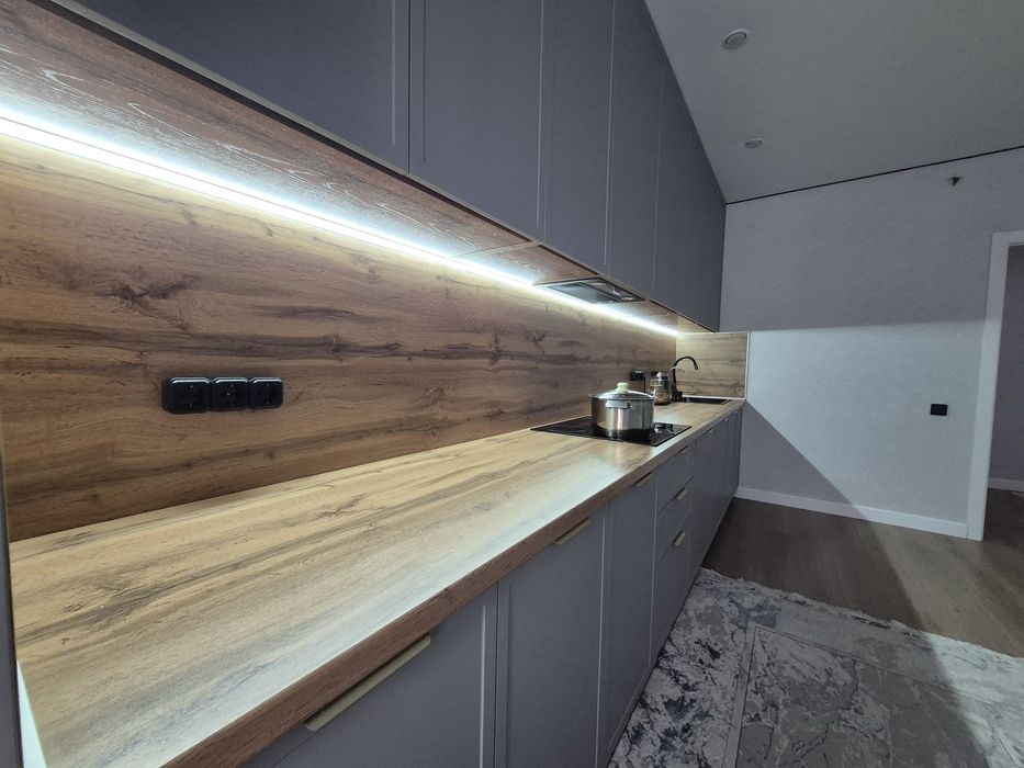 Кең әрі жайлы пәтер сатылады, өте қызықты ұсыныс