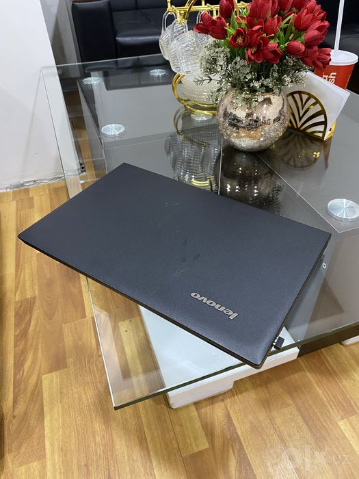 Noutbuk Lenovo B590