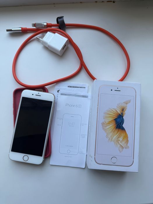 Продам Iphone 6s в рабочем состояний