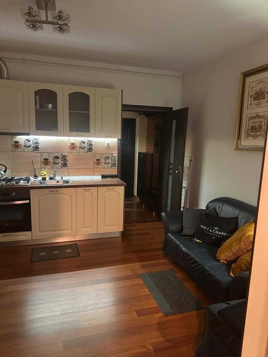 Apartament de inchiriat