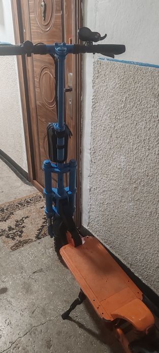 Vând sau schimb trotineta 65kmh