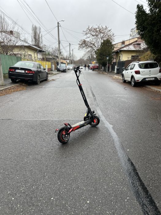 Trotineta electrică Kugoo Kukirin M4 Pro, încă în garanție