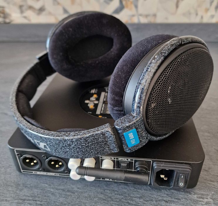 Fiio K13 R2R si Sennheiser HD 600 Marble edition