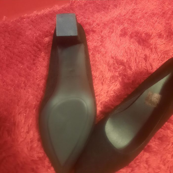 Велурени черни обувки,зимни боти