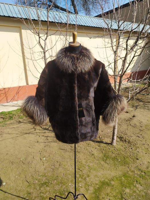 Шуба. Норка кусковой. Модель пончо. Цвет коричневый