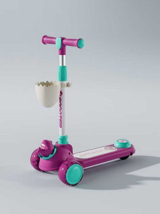 Новые самокаты в магазине.